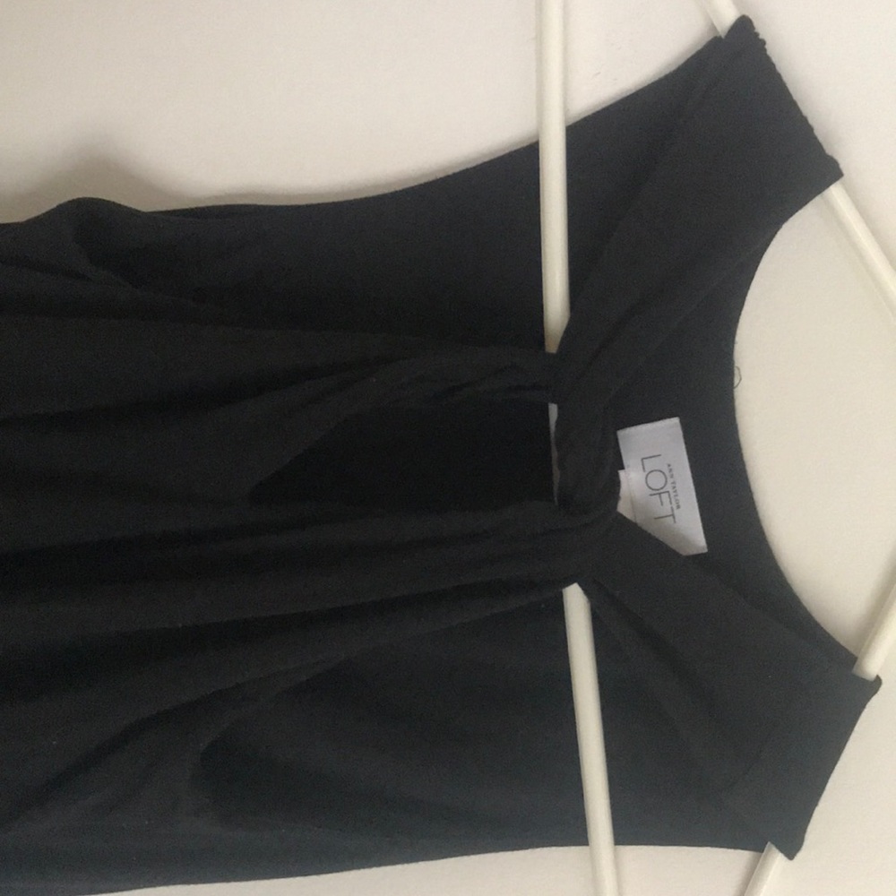 🔵 2/$10 Loft dress shirt with keyhole top